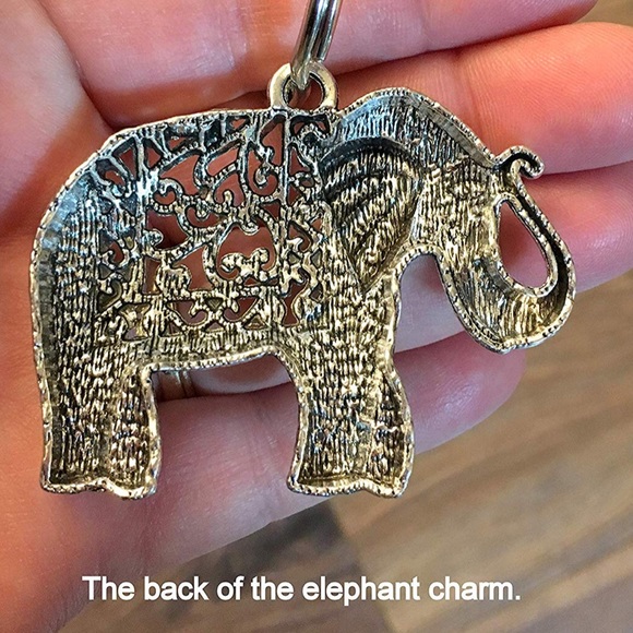 🥂Elephant Keychain🥂 - Picture 3 of 3